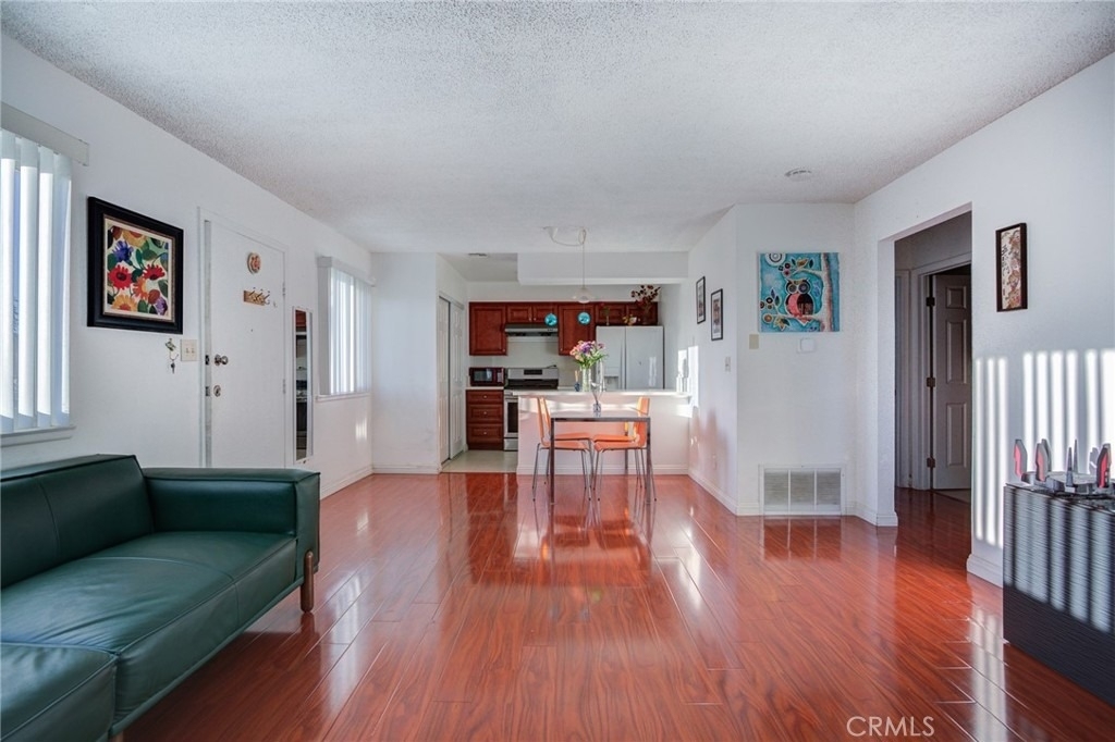 1751 Fullerton - Photo 9