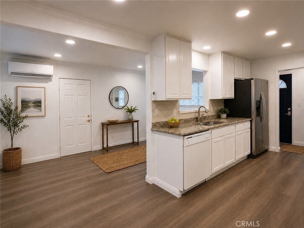 18626 Barroso Street - Photo 2