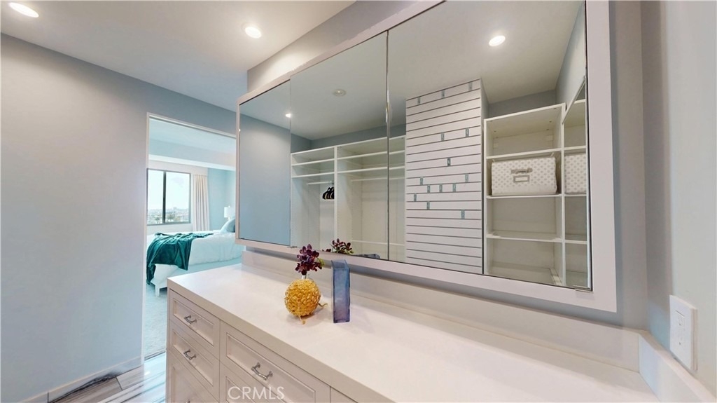 818 N Doheny Drive - Photo 30