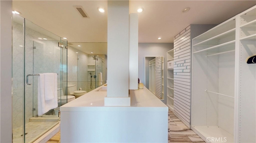 818 N Doheny Drive - Photo 28