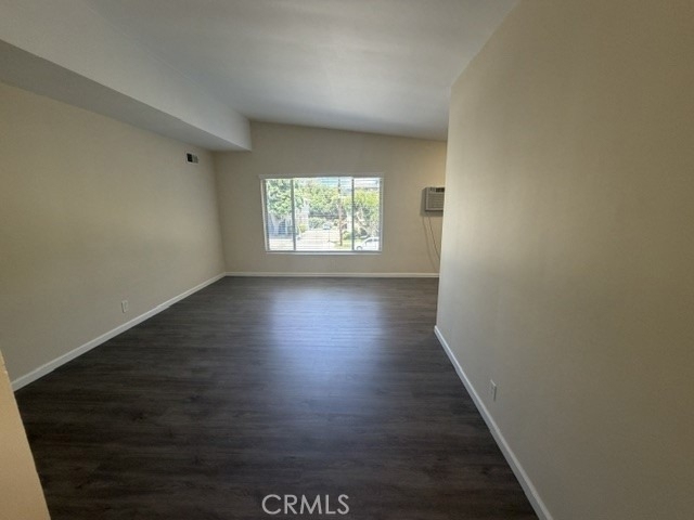 13418 Moorpark Street - Photo 3