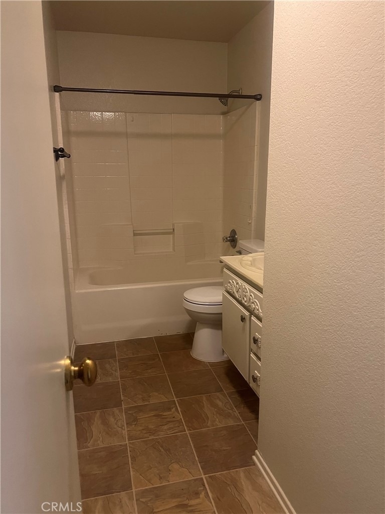 43516 32nd Street E - Photo 4