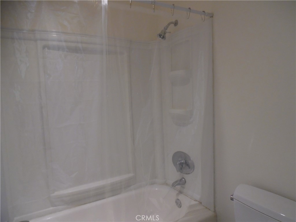 23515 Lyons - Photo 20