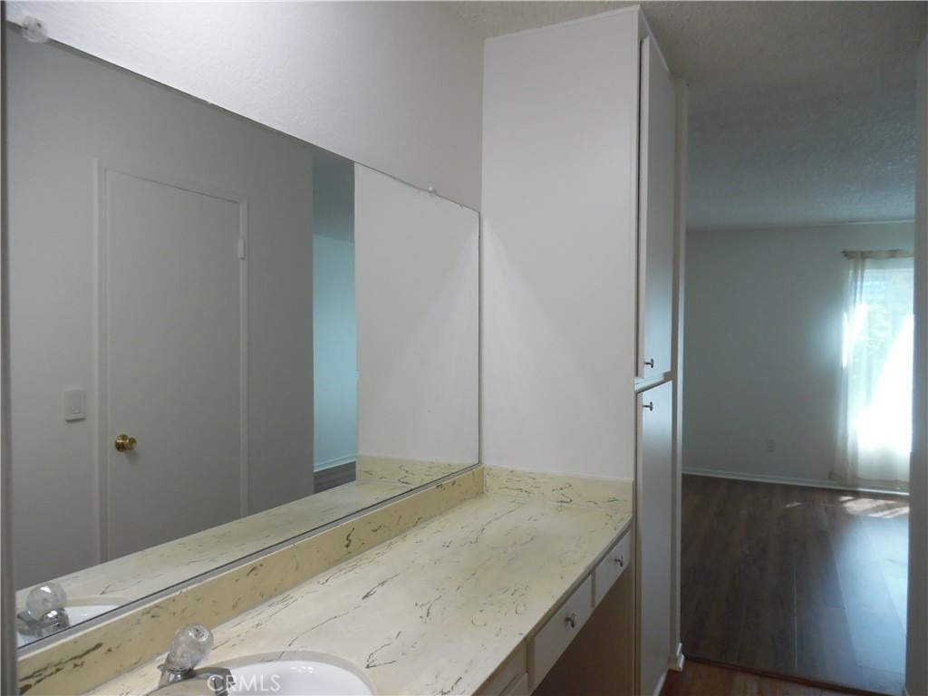 23515 Lyons - Photo 25