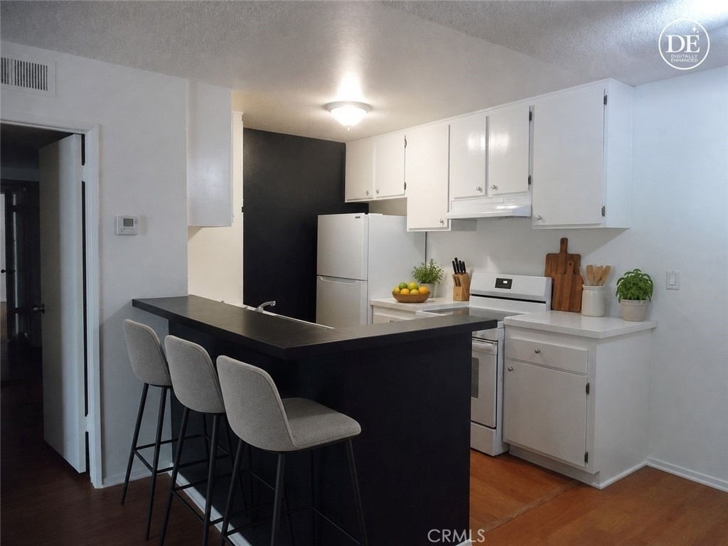 23515 Lyons - Photo 22