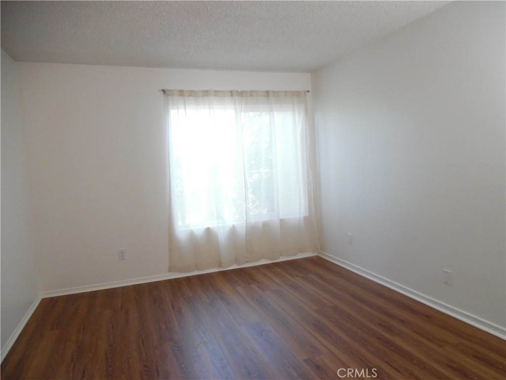 23515 Lyons - Photo 18