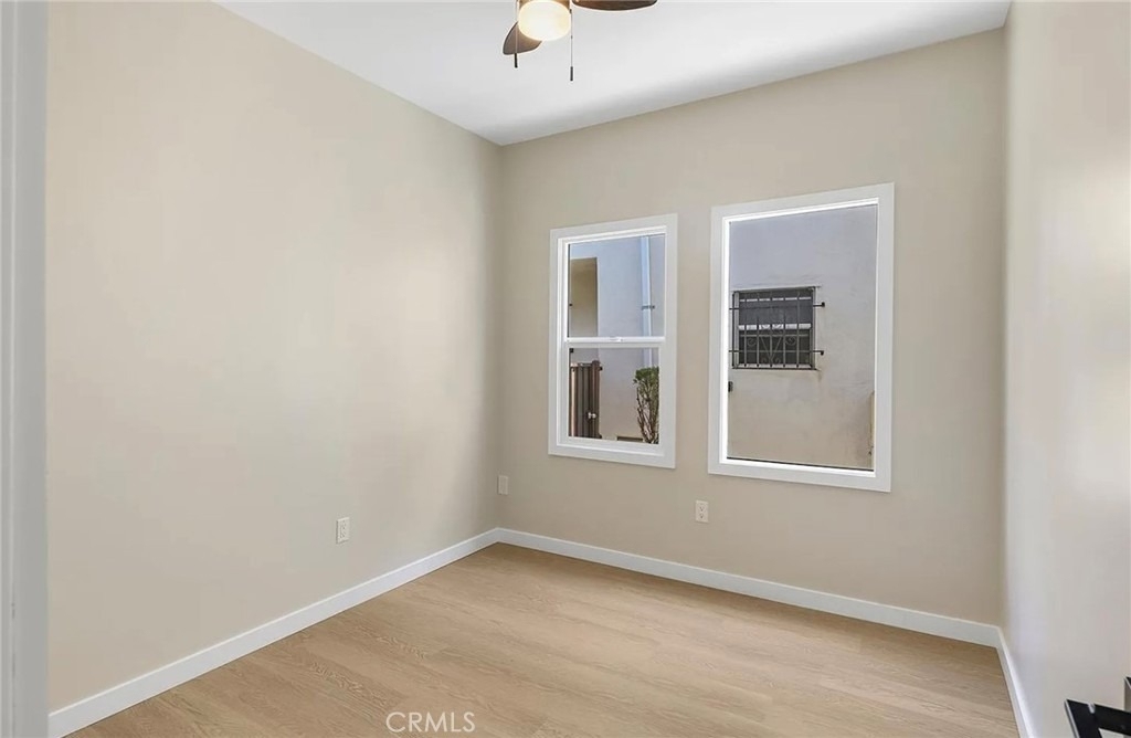 1237 E 1st - Photo 8