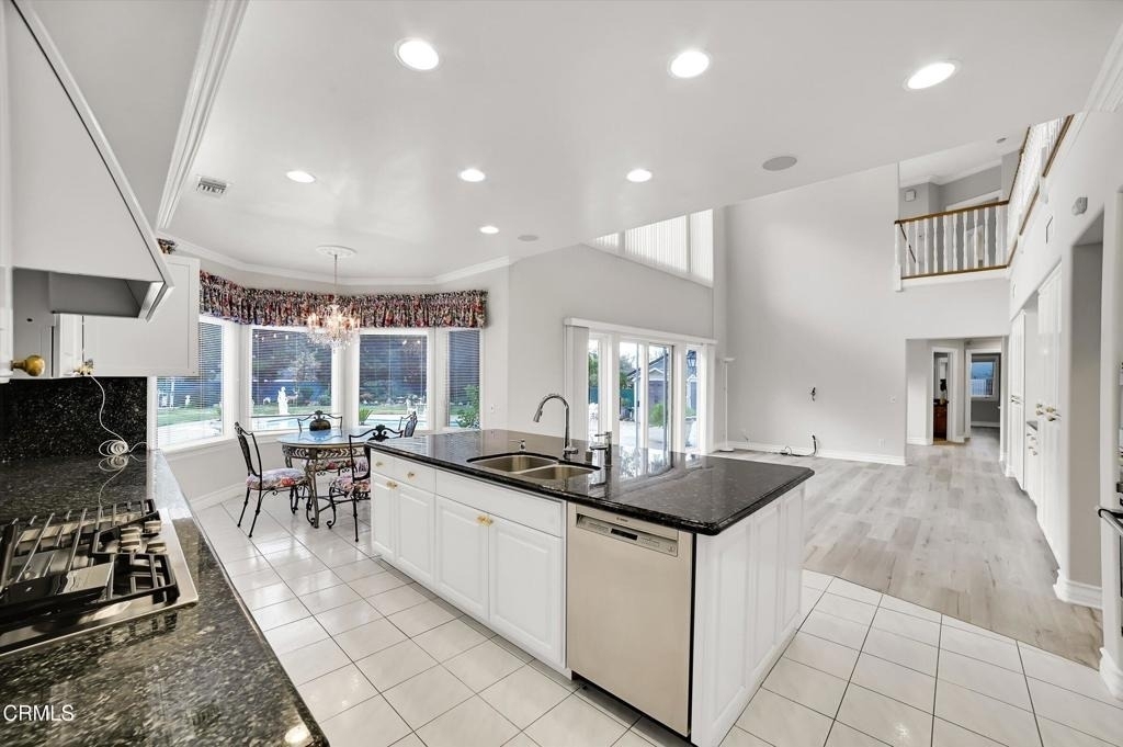 4828 Gould Avenue - Photo 12