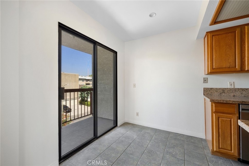 1134 Campbell - Photo 14