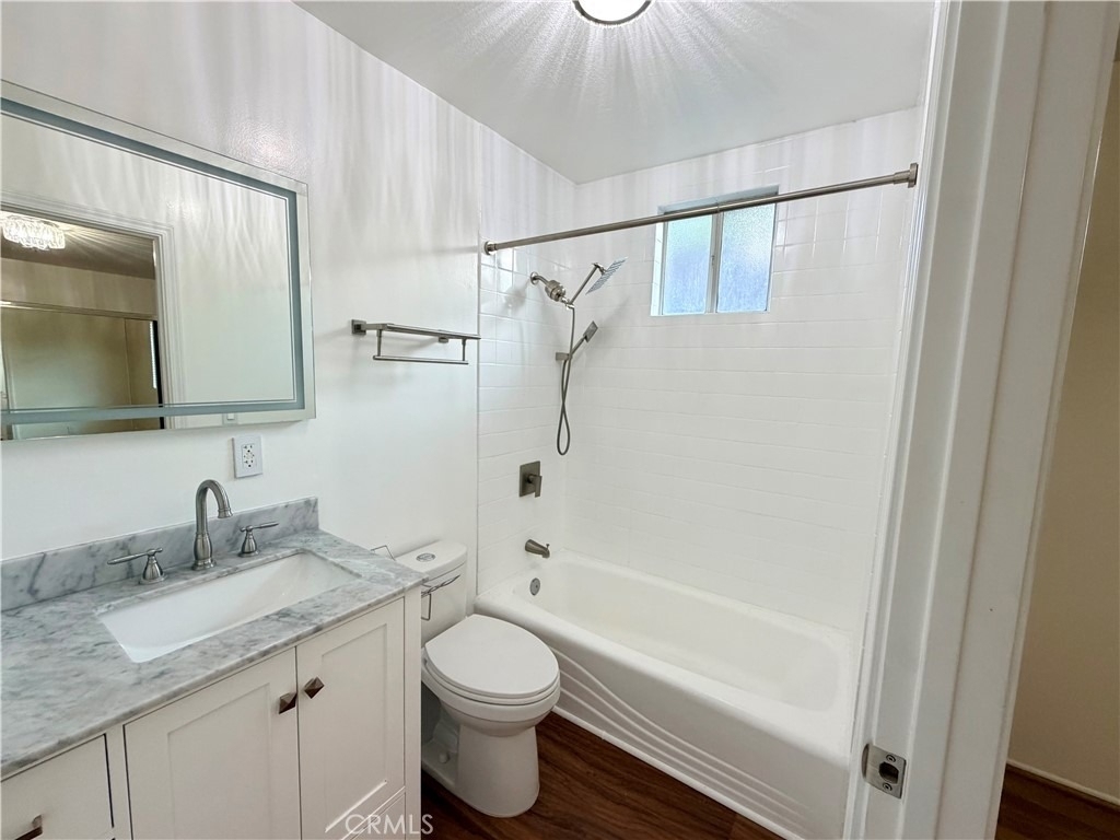 5622 Aldama Street - Photo 3