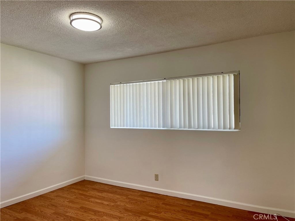 121 E Beacon Street - Photo 7