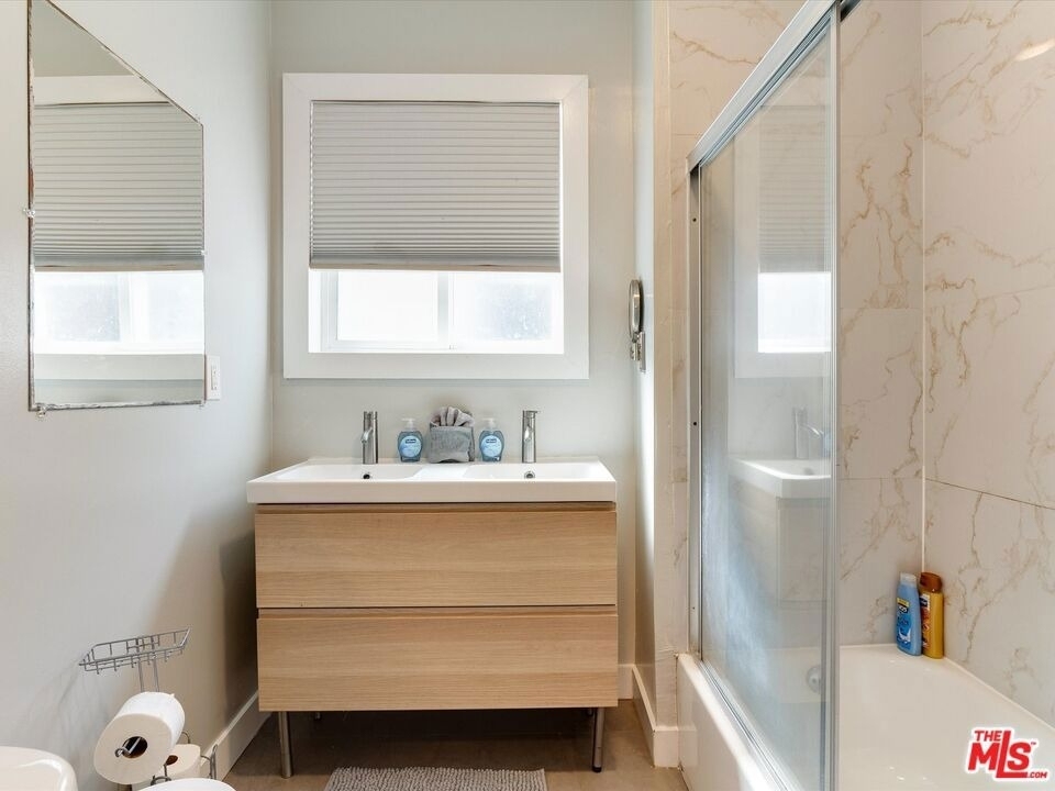 11472 Ventura - Photo 13