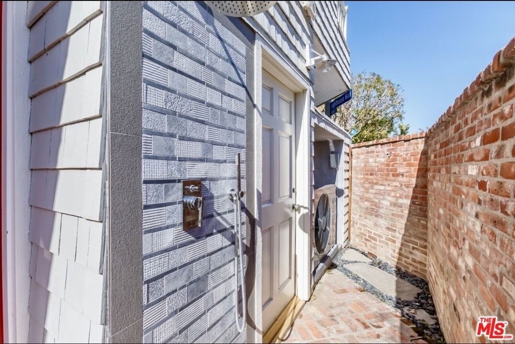 4219 Roma Court - Photo 28