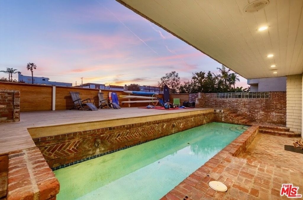 4219 Roma Court - Photo 4