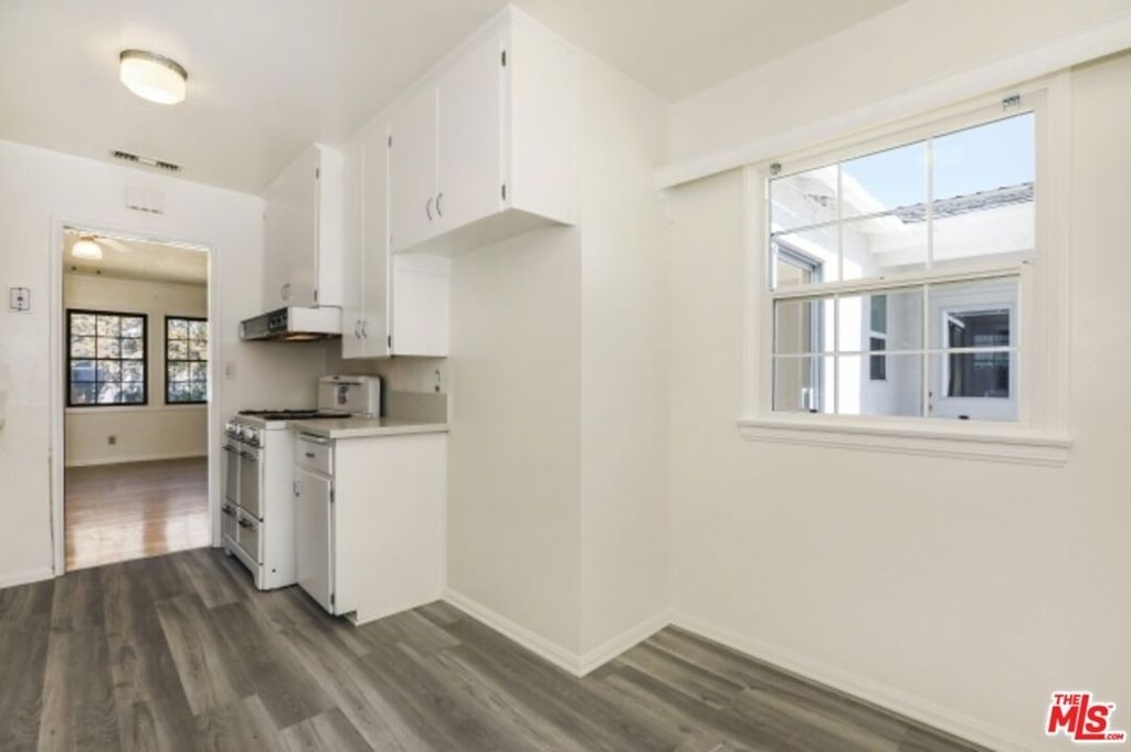 22046 Galvez Street - Photo 11