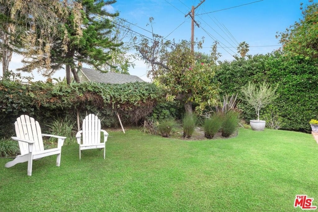 4267 Murietta Avenue - Photo 12
