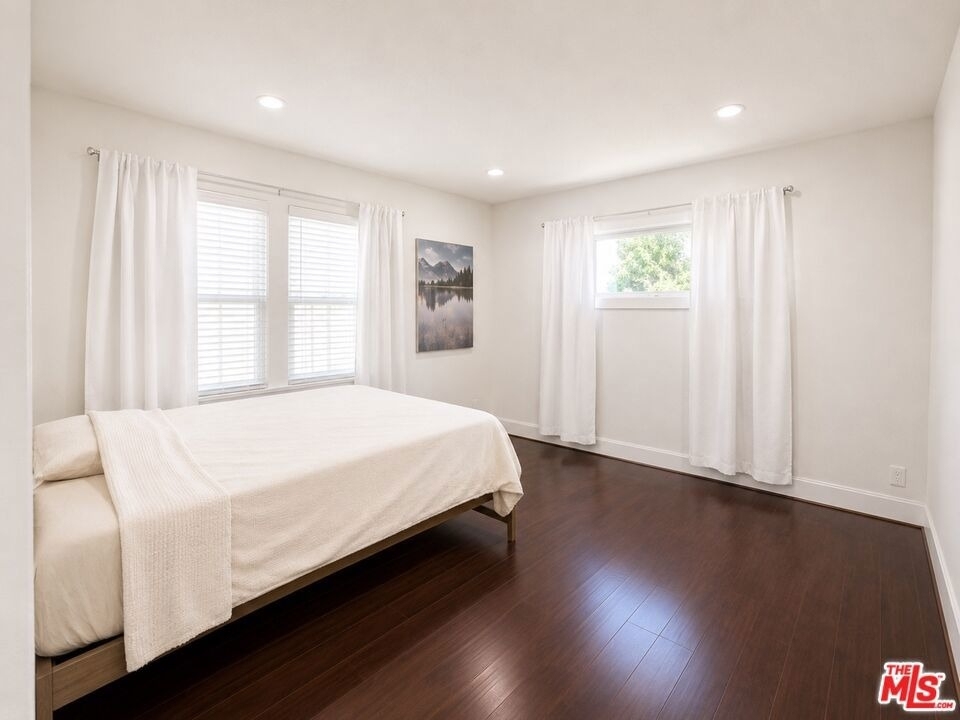 2421 3rd Avenue - Photo 10