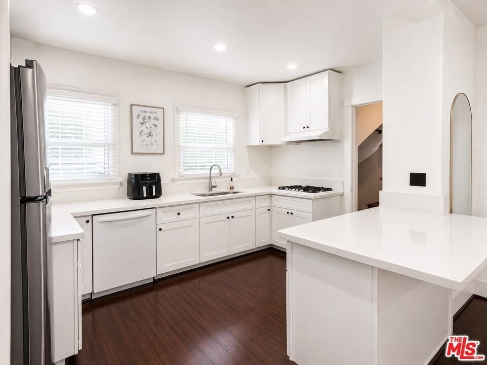 2421 3rd Avenue - Photo 0