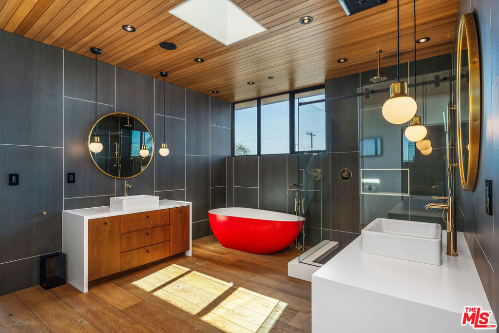 303 Windward Avenue - Photo 19