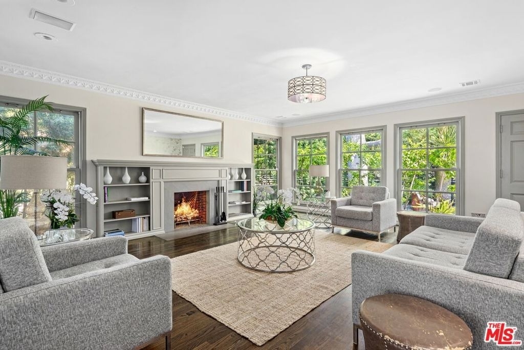 449 Westbourne Drive - Photo 1