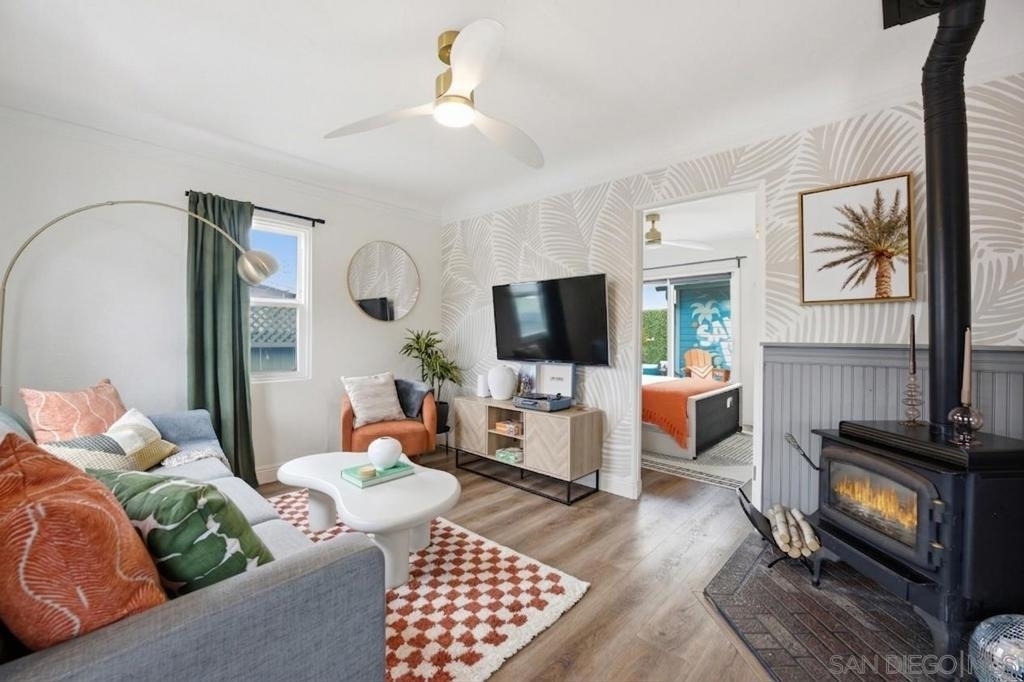 3266 Madison - Photo 1