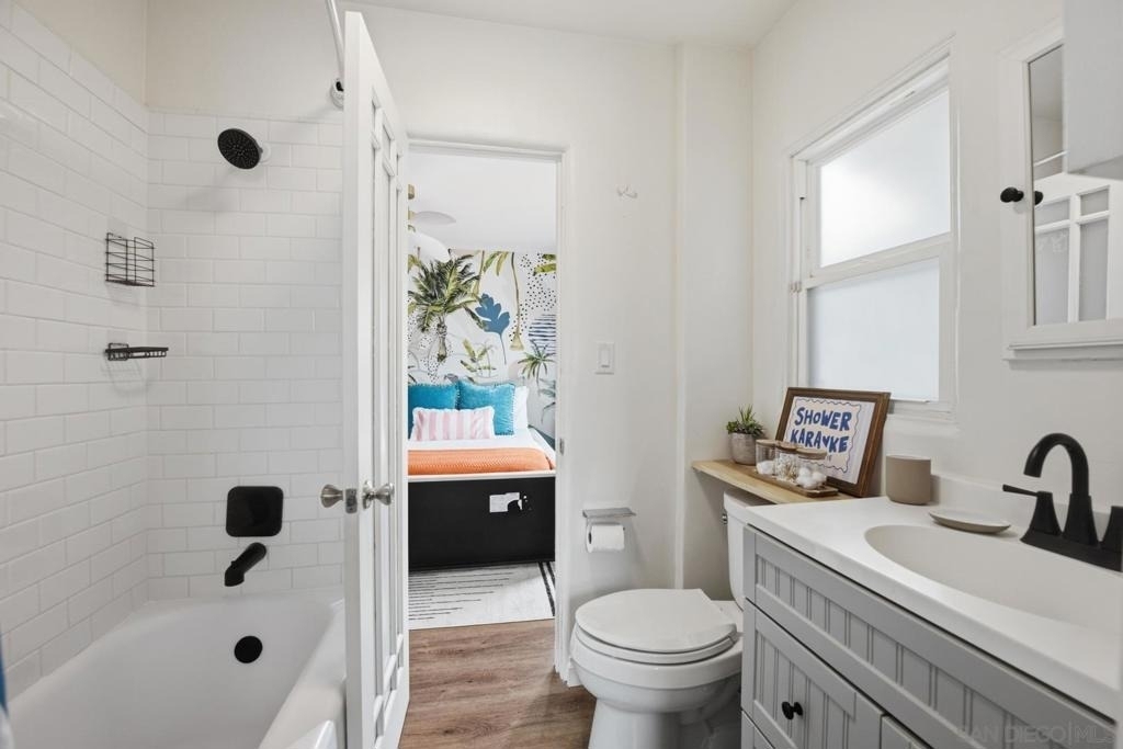 3266 Madison - Photo 8