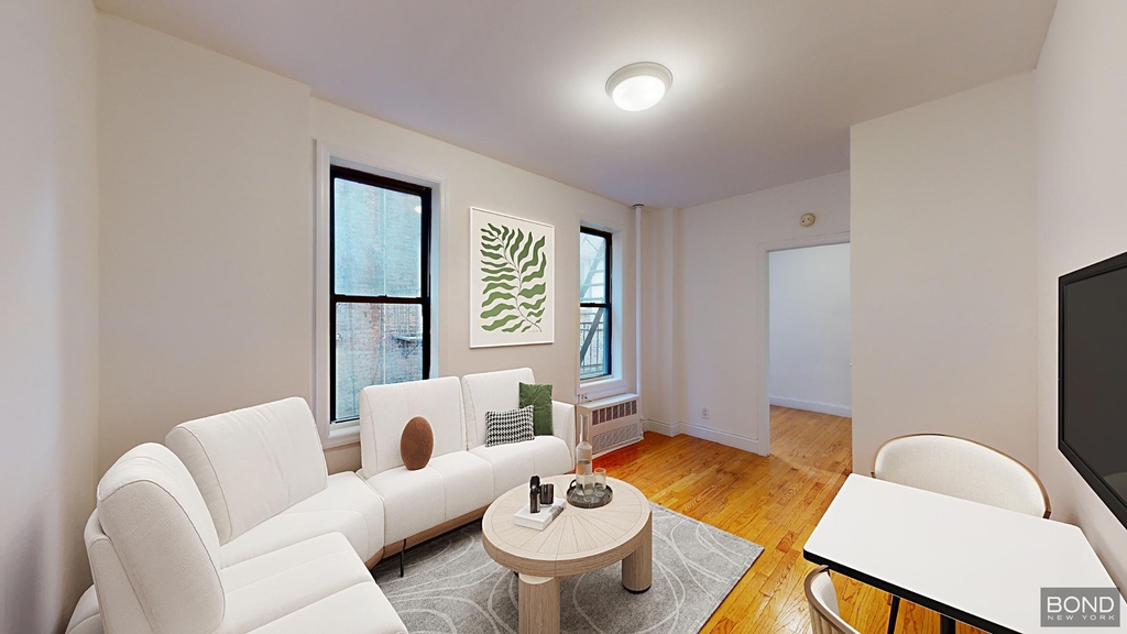 East 65th Street - Photo 8