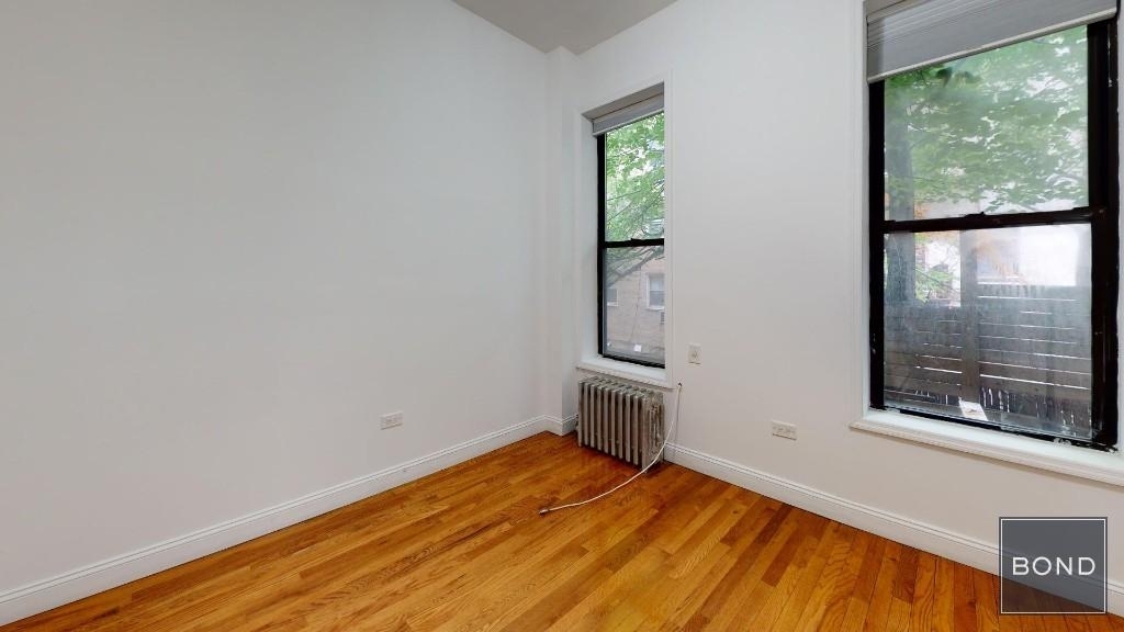 East 36th Street - Photo 0