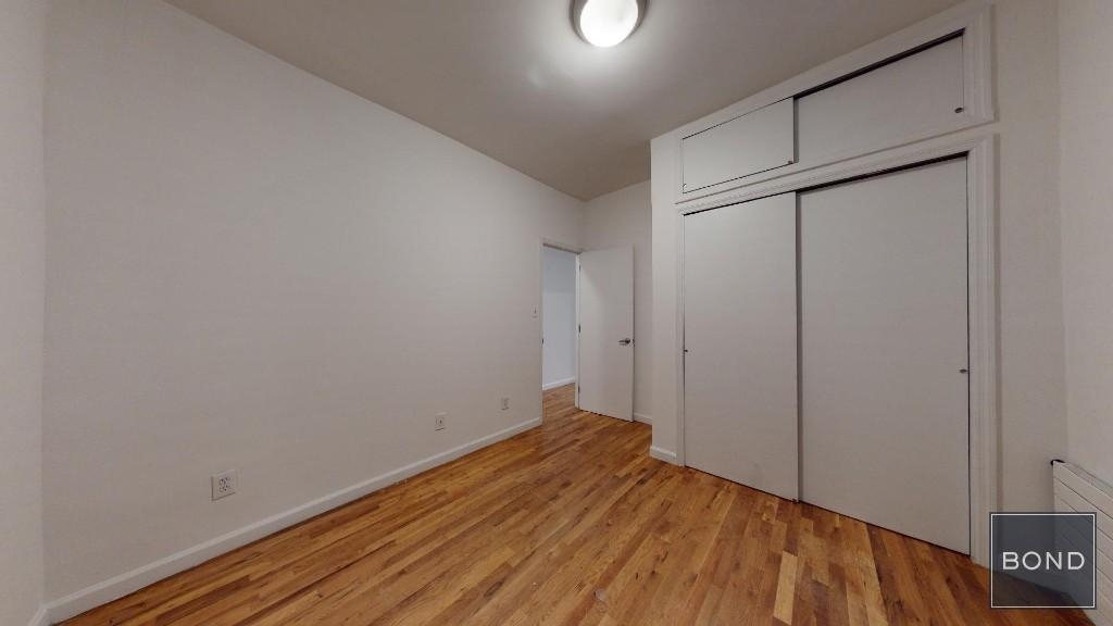East 87th Street - Photo 9