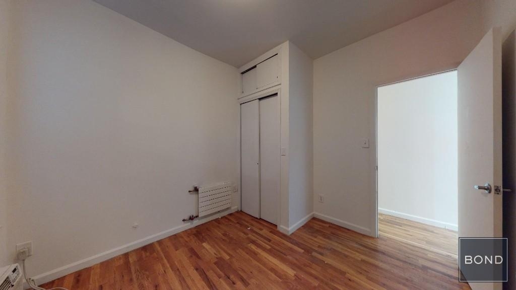 East 87th Street - Photo 7