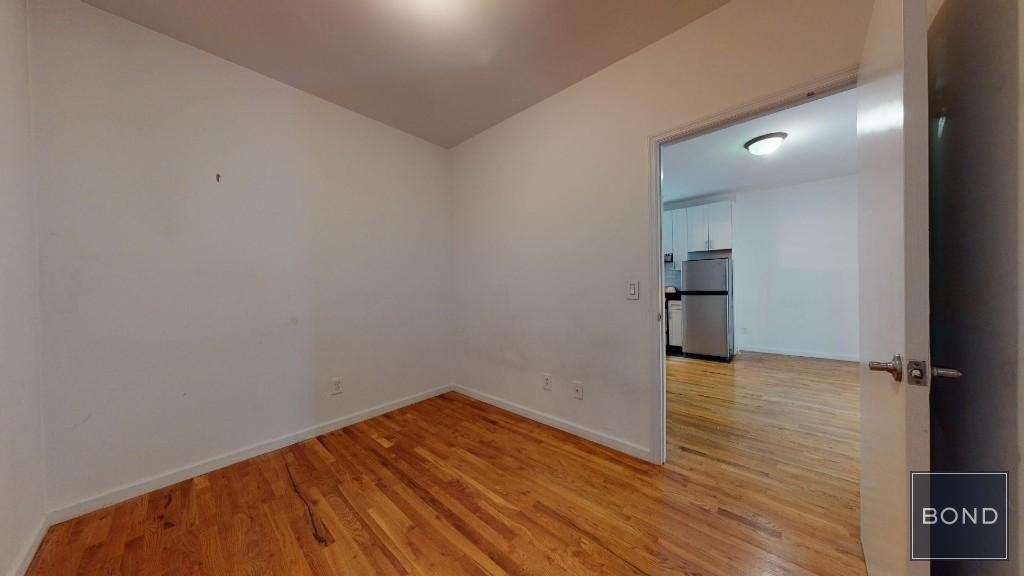 West 51st Street - Photo 7