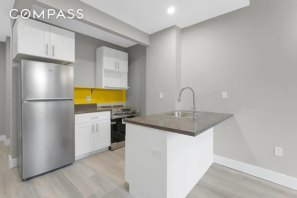 East 28th Street - Photo 1