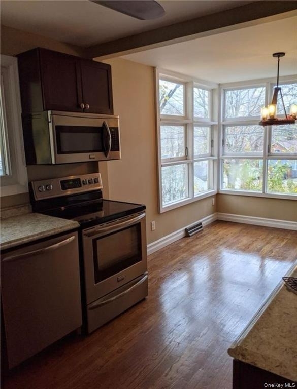 3180 Lincoln Drive - Photo 2