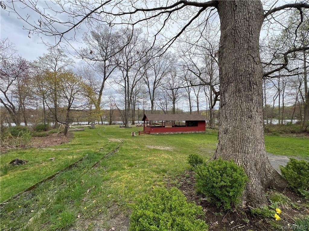 3180 Lincoln Drive - Photo 11