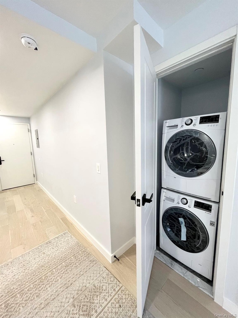 37-32 89th Street - Photo 4
