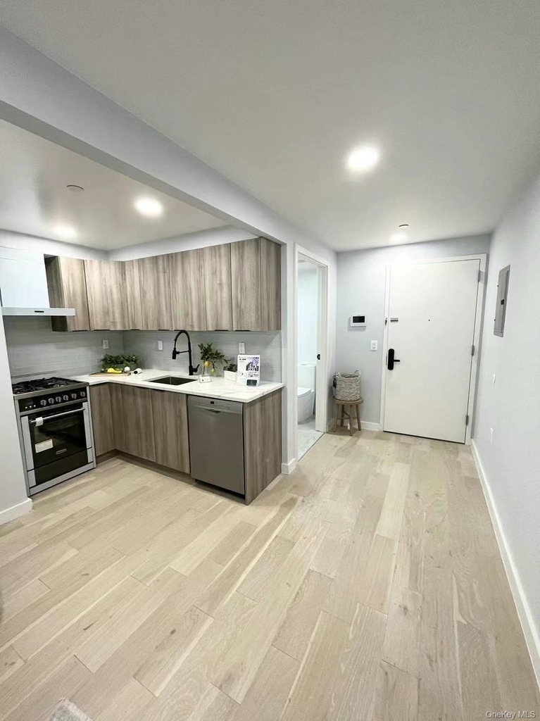 37-32 89th Street - Photo 7