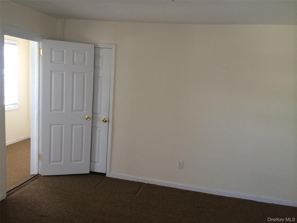 143-22 94th Avenue - Photo 4