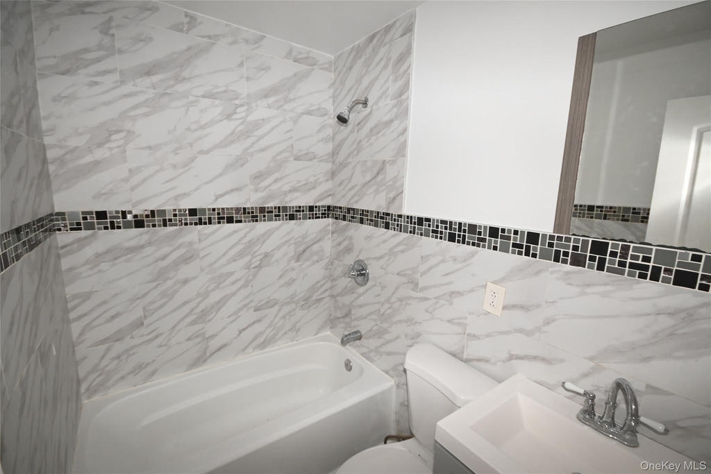 145-29 243rd Street - Photo 33