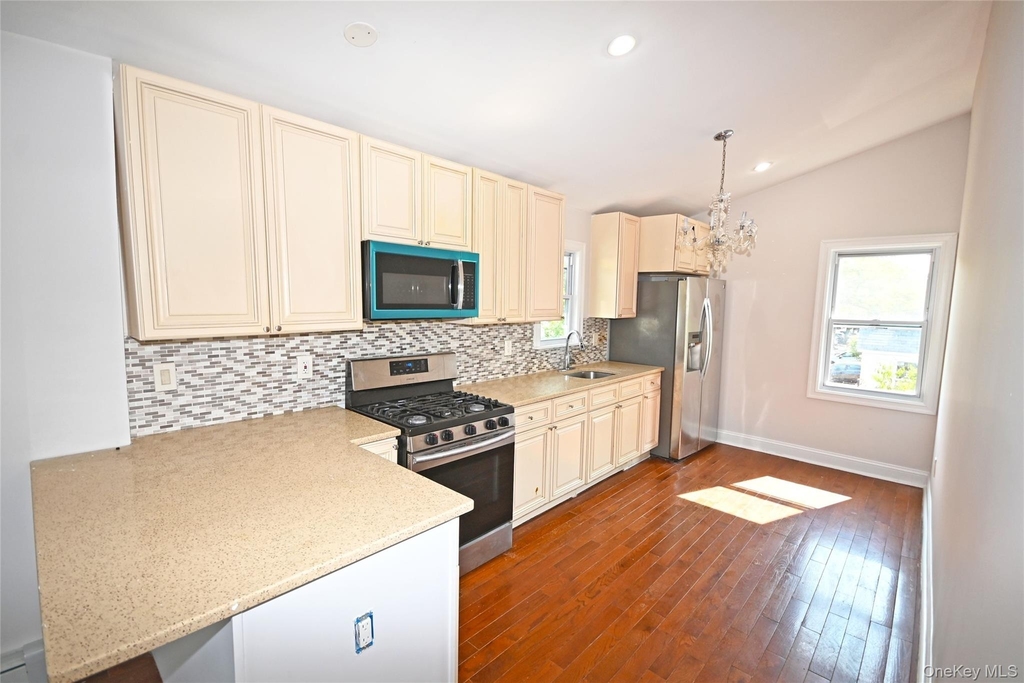 145-29 243rd Street - Photo 3