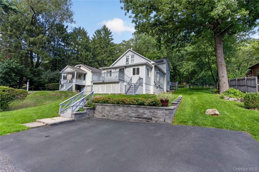 34 Winona Avenue - Photo 2