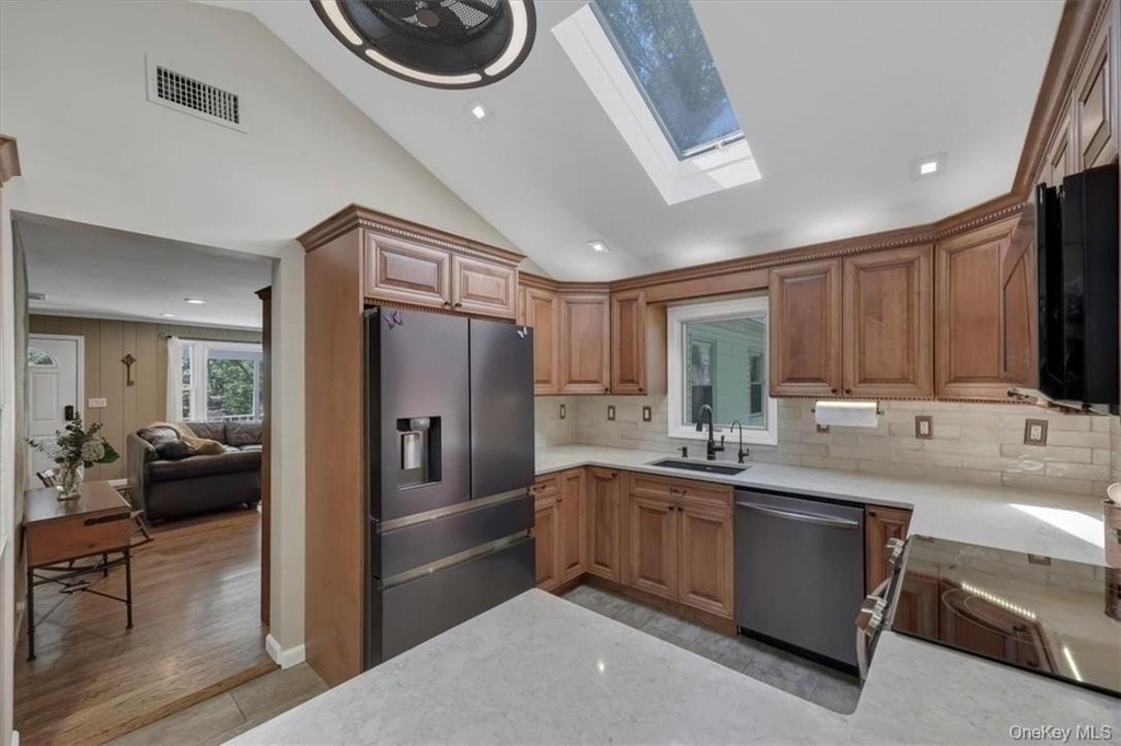13 Split Rock Road - Photo 19
