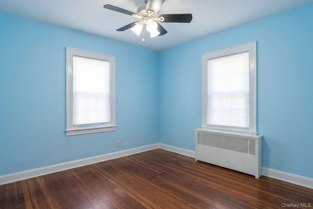 8 Washington Place - Photo 3
