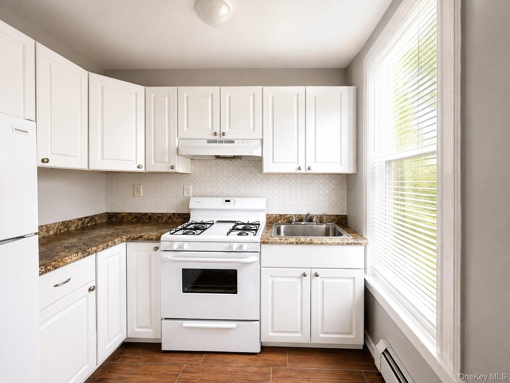 167 Liberty Street - Photo 6