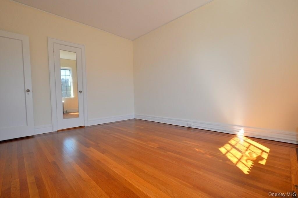 155 Garth Road - Photo 18