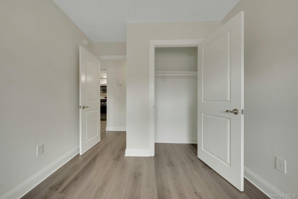 2 Park Avenue - Photo 13