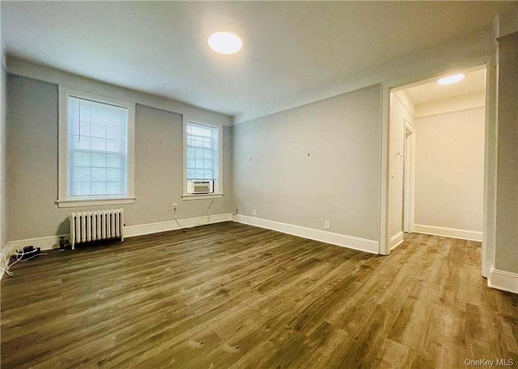 12 Chatsworth Avenue - Photo 2