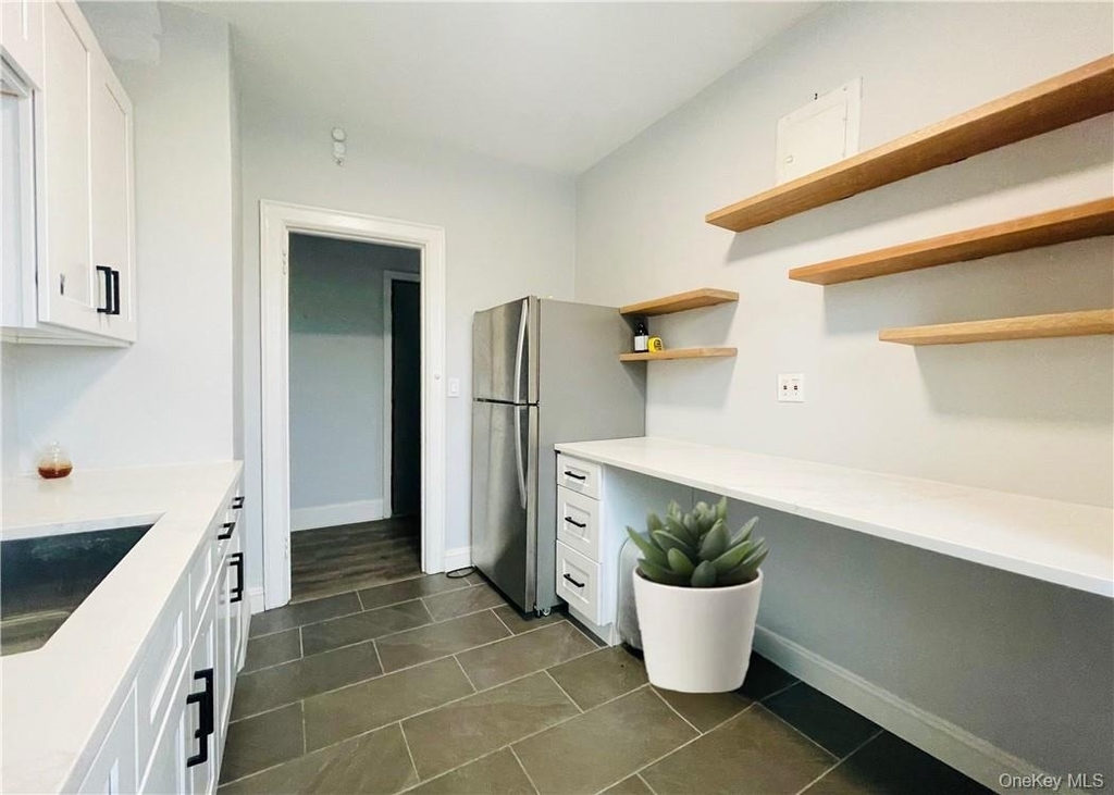 12 Chatsworth Avenue - Photo 4