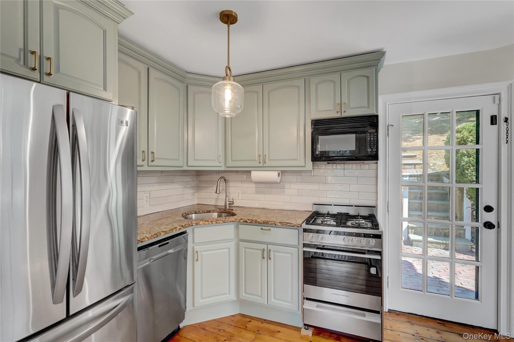 324 Woodbine Avenue - Photo 17