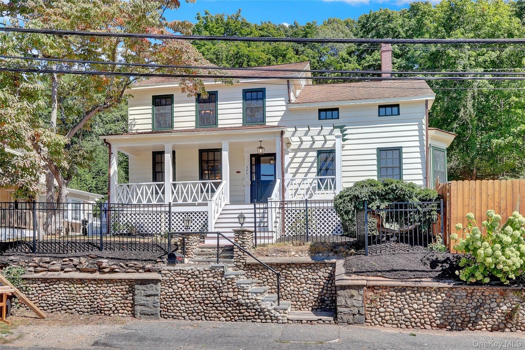 324 Woodbine Avenue - Photo 3