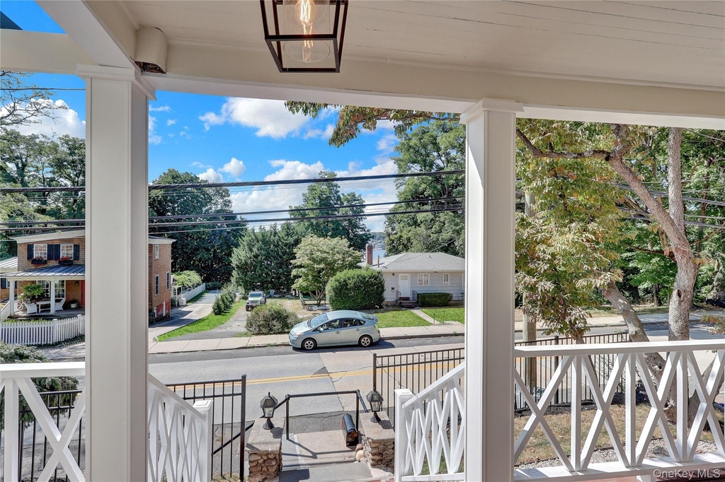 324 Woodbine Avenue - Photo 5
